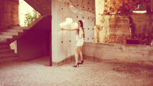 How Does Nina Turns Abandoned Buildings Into a Fashion Playground?